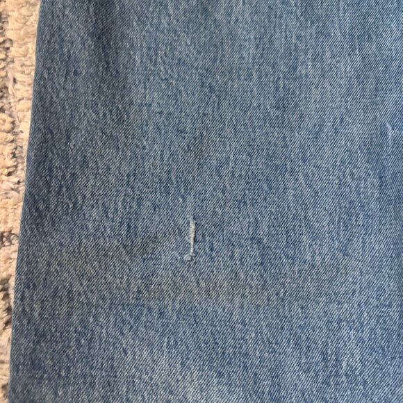 Abercrombie & Fitch Ultra High Rise 90s Straight Jean in Medium, Size 31XLong - Picture 6 of 8